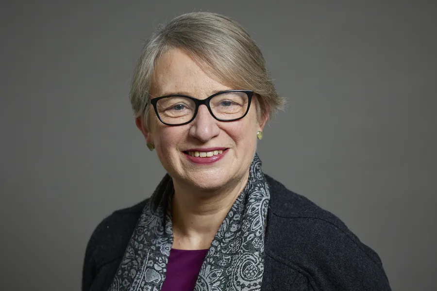 headshot of natalie